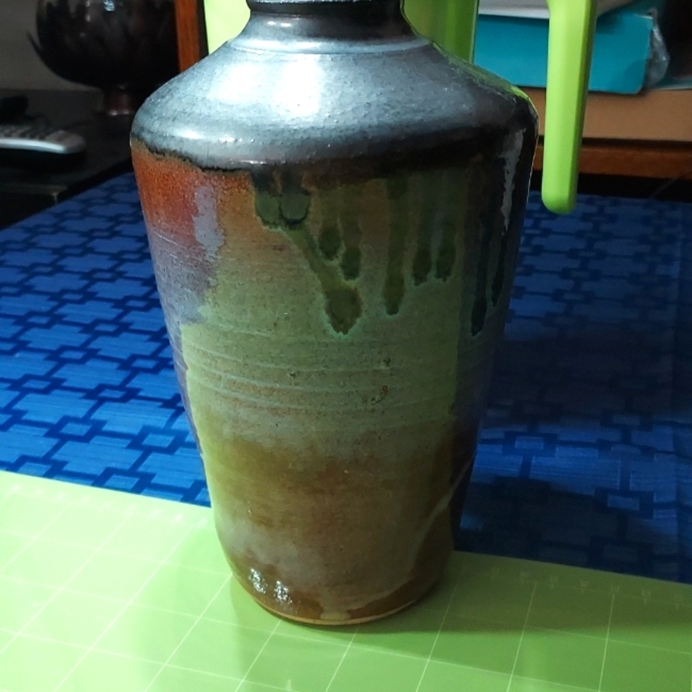 Glazed pottery vase